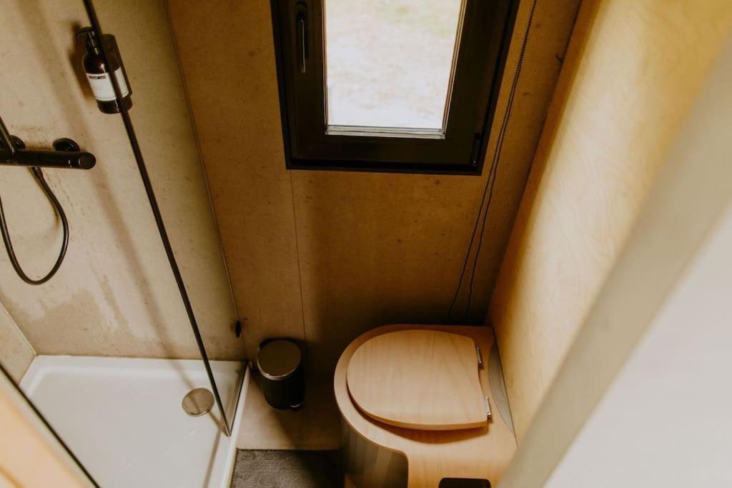 Villa Parcel Tiny House I Elevage du Puits Carré Dame-Marie  Exterior foto