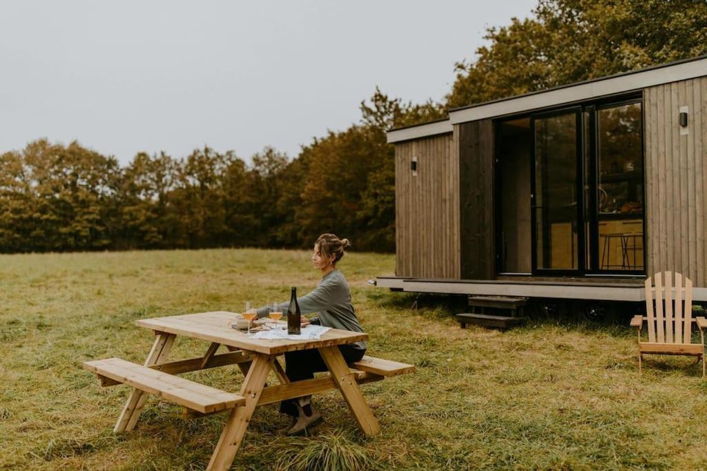 Villa Parcel Tiny House I Elevage du Puits Carré Dame-Marie  Exterior foto